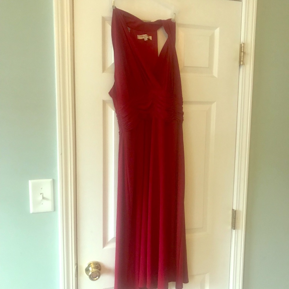 Evan Picone red holiday dress!